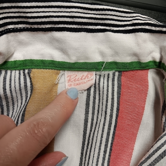VTG RUTH of CAROLINA Girls Shirt Top Classic 1960s Rainbow Stripes Size Medium - Picture 6 of 7